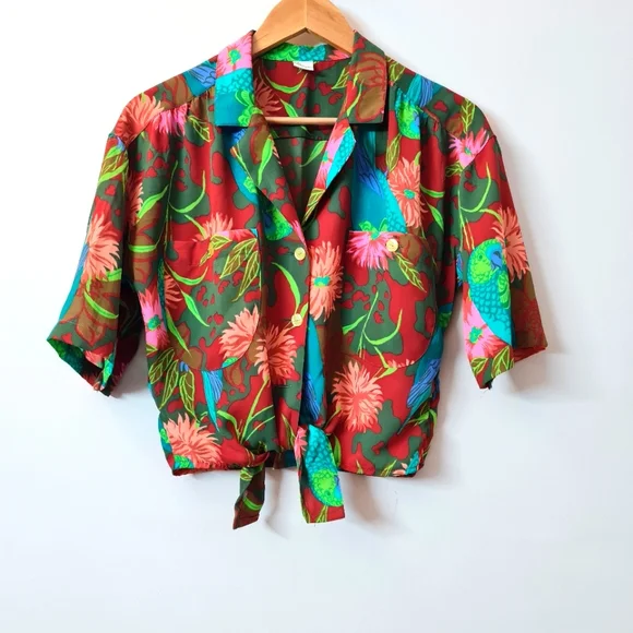 Flases crop shirt - Picture 1 of 4